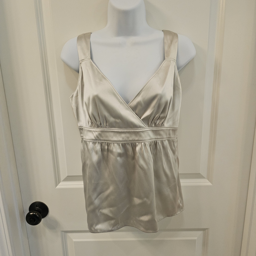 Robin Howe Women's Elegant Silk Sleeveless Top Silver | Size 6